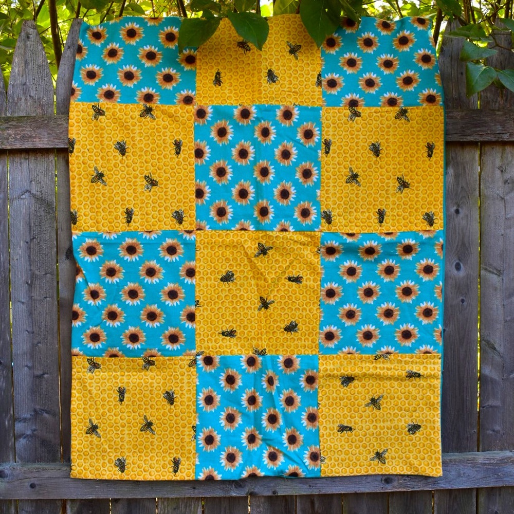 Sunflower and Bees Baby Quilt